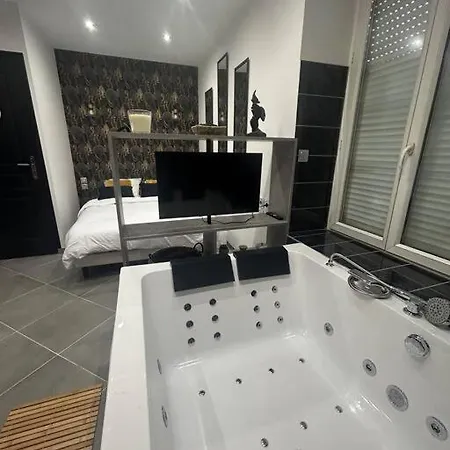 Appartement Studio Sauna Et Balneo